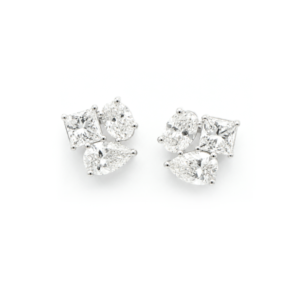 Earrings set with diamonds